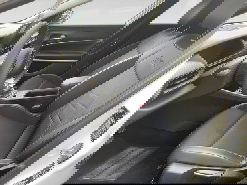 Jeep Avenger usata a Torino (7)