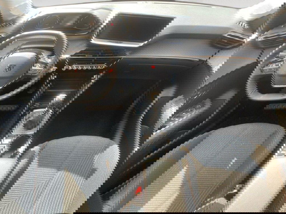 Peugeot 208 nuova a Torino (6)