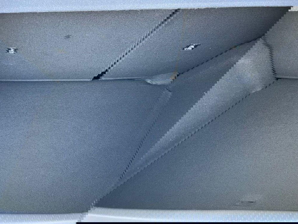 Peugeot 208 nuova a Torino (9)