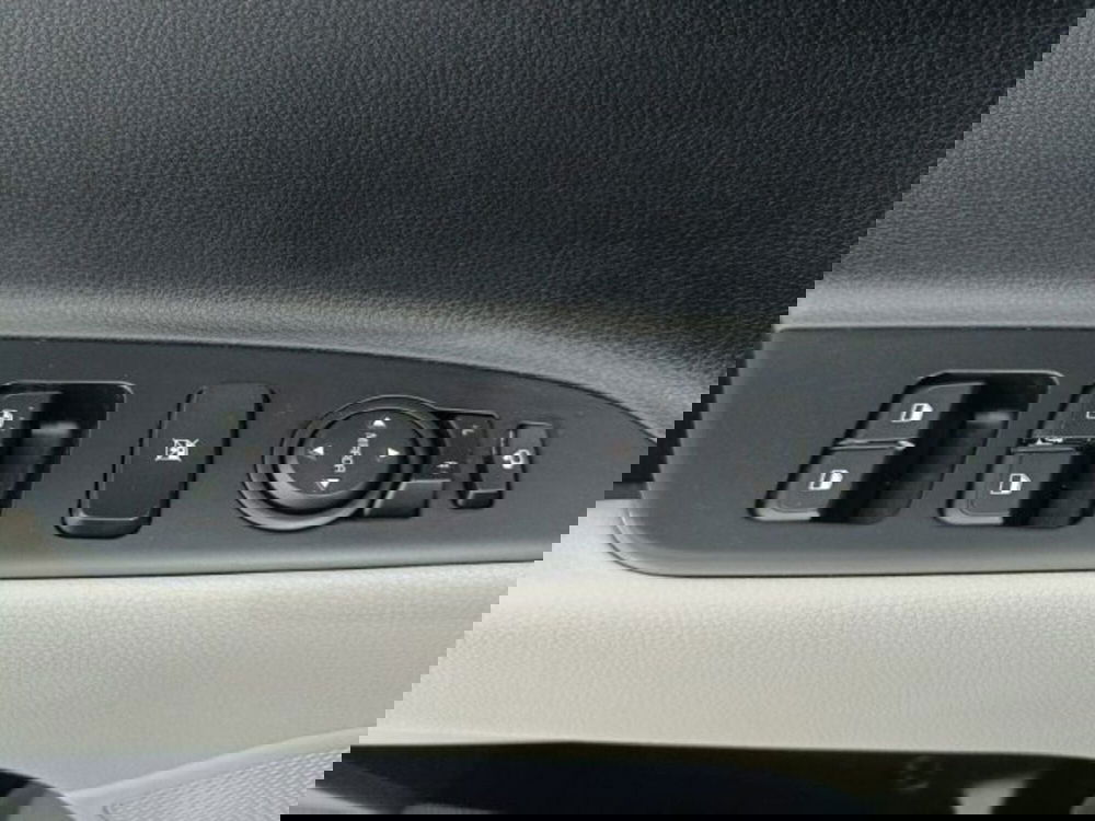 Kia Stonic usata a Catania (20)