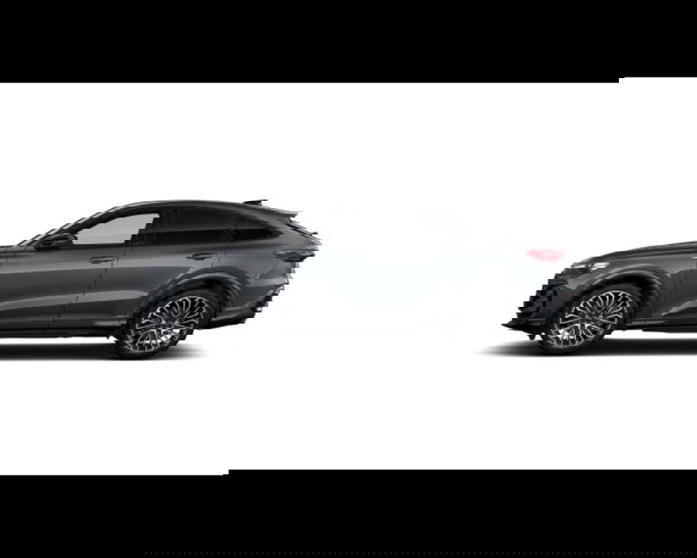 Audi Q5 Sportback nuova a Treviso (3)