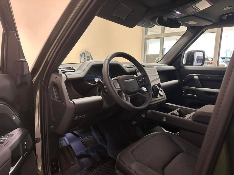 Land Rover Defender usata a Varese (11)