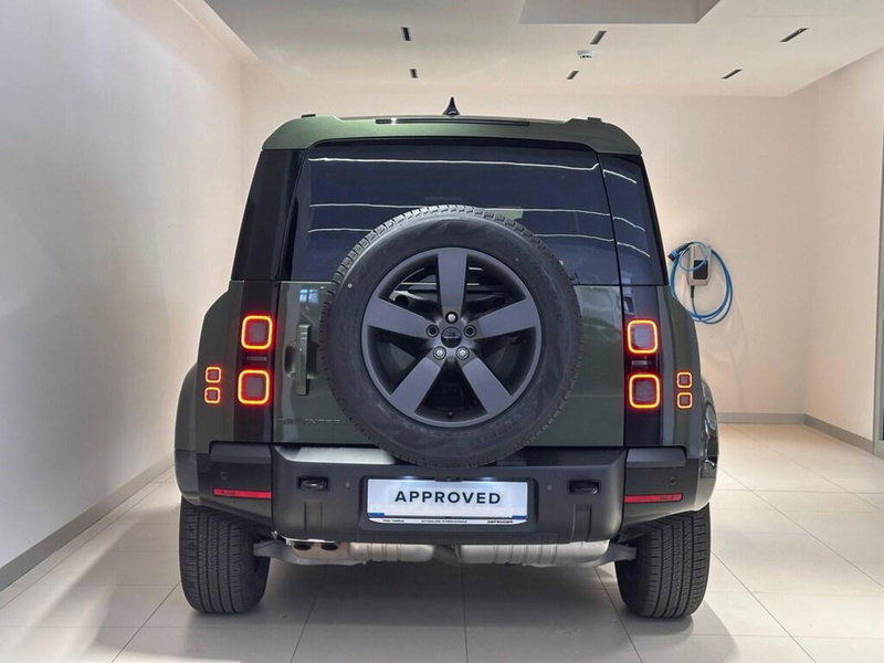 Land Rover Defender usata a Varese (7)