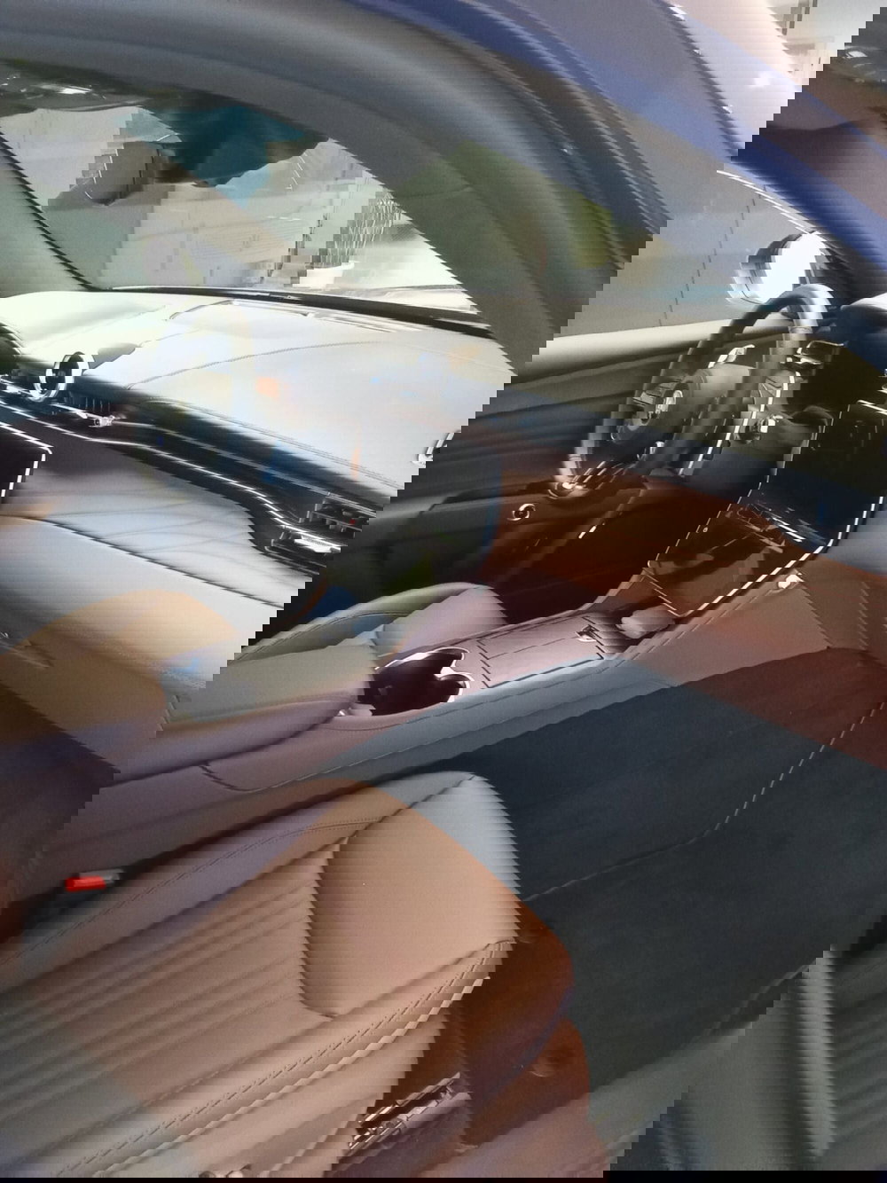 Maserati Grecale nuova a Perugia (10)