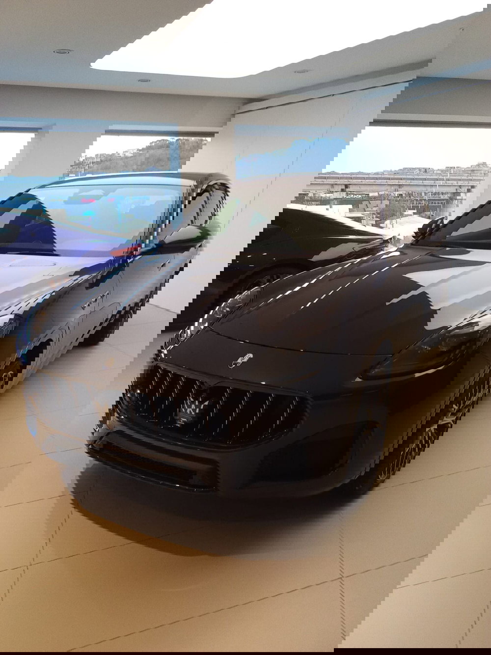 Maserati Grecale nuova a Perugia (2)