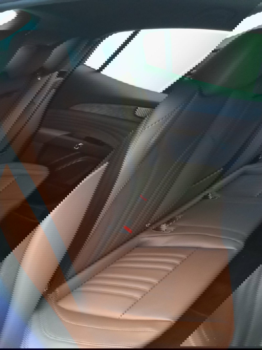 Maserati Grecale nuova a Perugia (9)