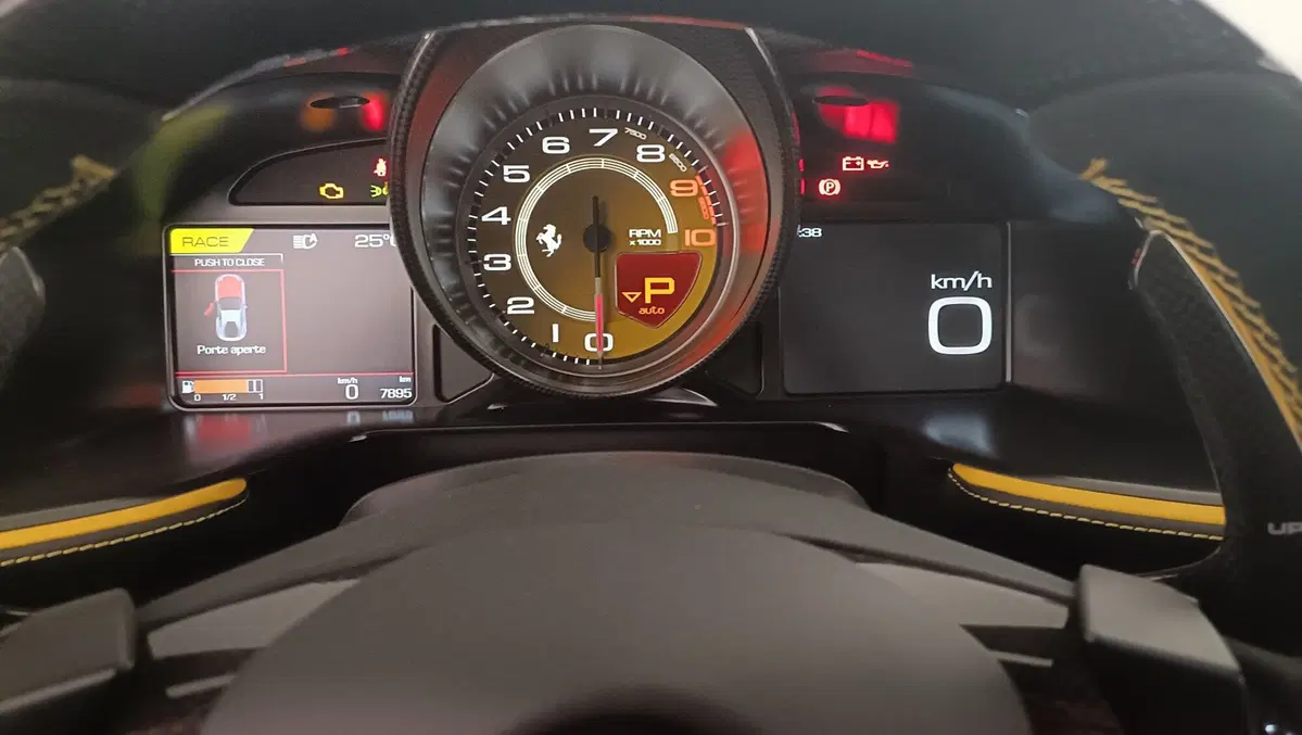 Ferrari 812 Coupé usata a Perugia (13)