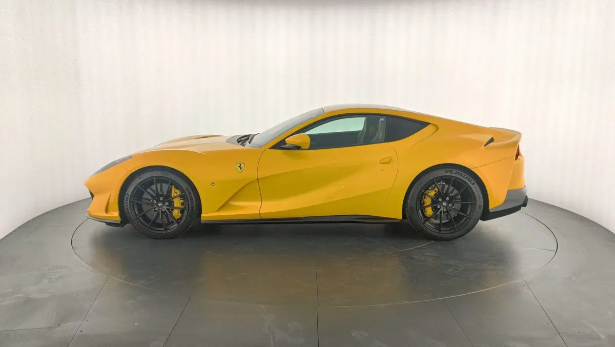 Ferrari 812 Coupé usata a Perugia (8)