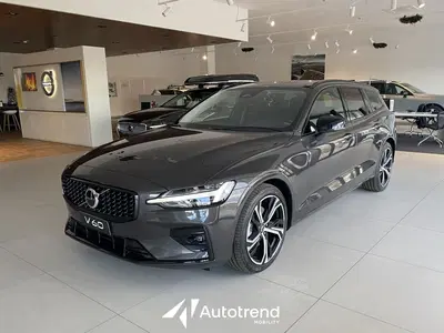 Volvo V60 B4 automatico Plus Dark nuova a Bari