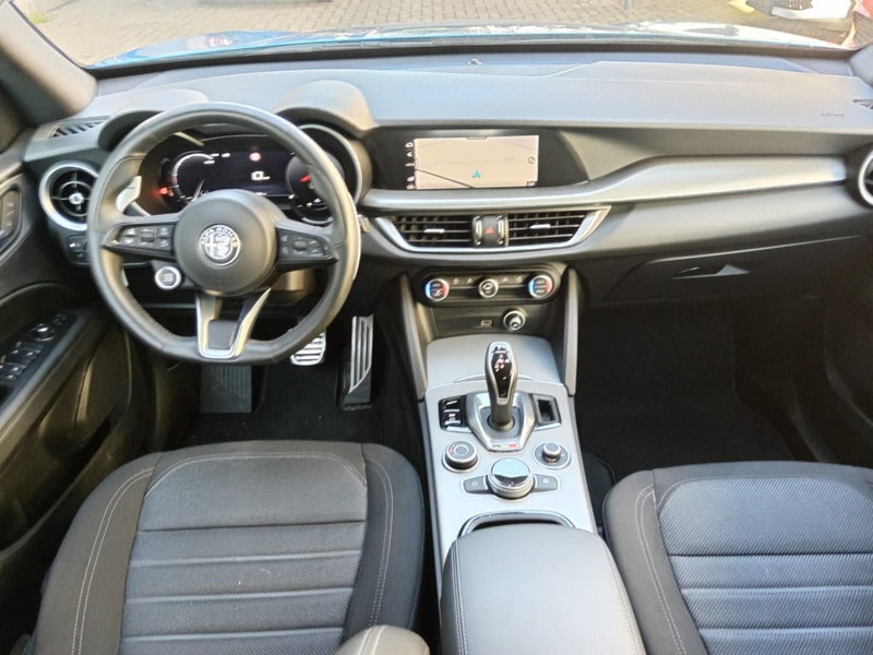 Alfa Romeo Stelvio usata a Alessandria (16)