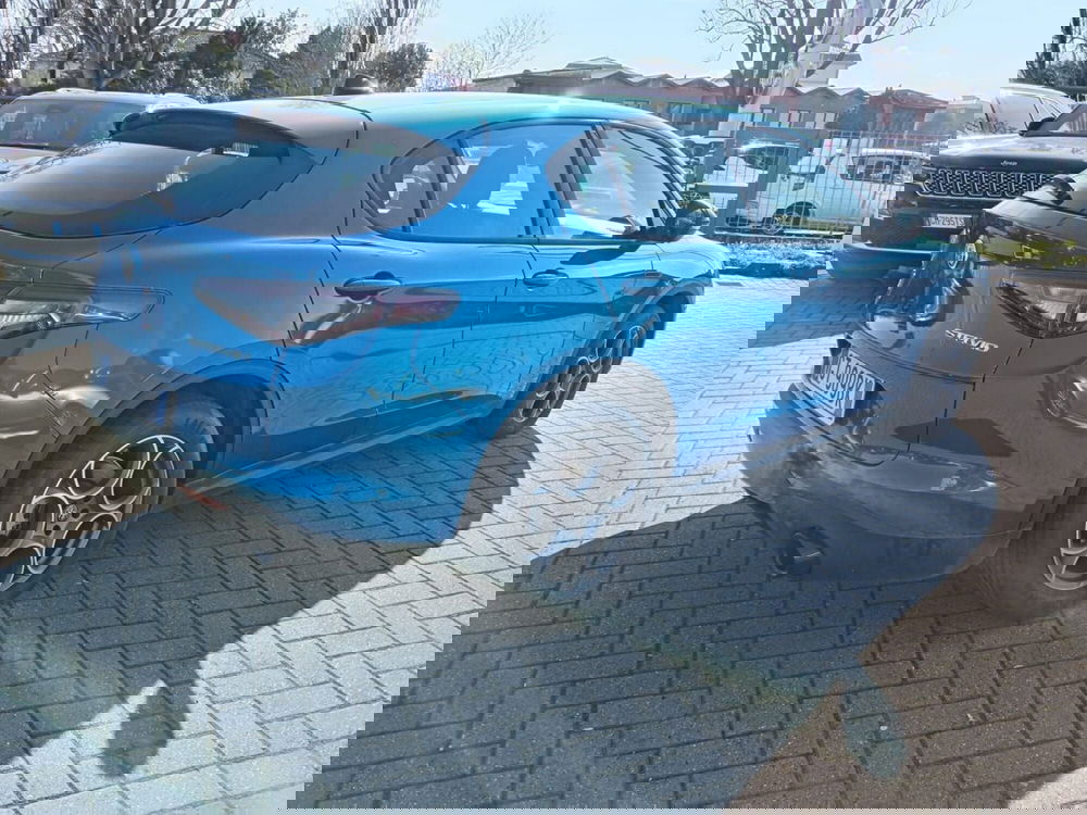 Alfa Romeo Stelvio usata a Alessandria (5)