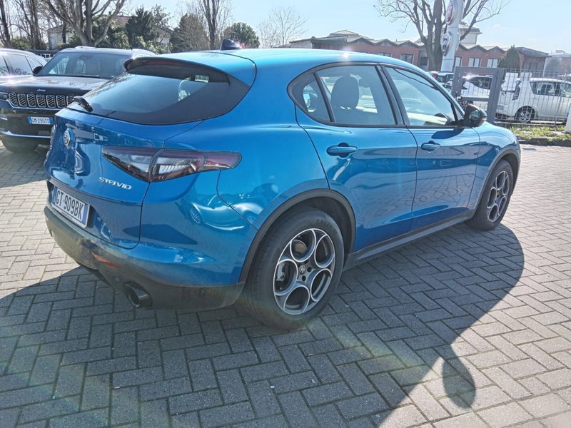 Alfa Romeo Stelvio usata a Alessandria (5)