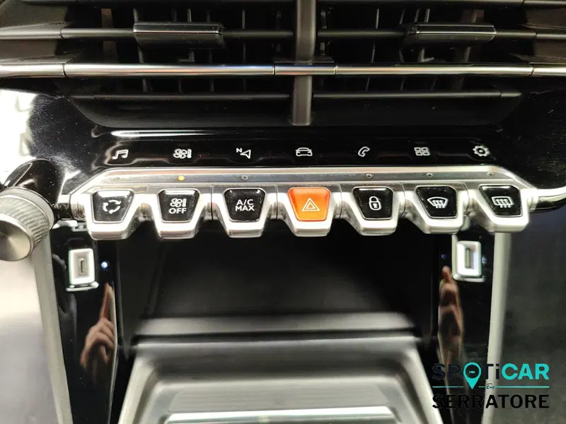 Peugeot 2008 usata a Como (16)