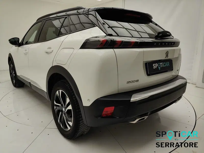 Peugeot 2008 usata a Como (4)
