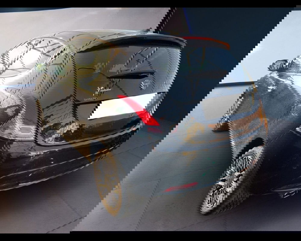 Lancia Ypsilon usata a Torino (11)