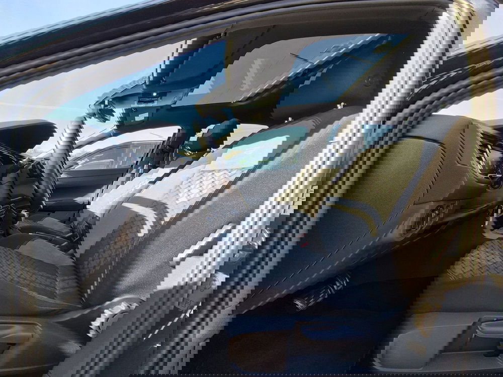 Volkswagen Taigo usata  (17)