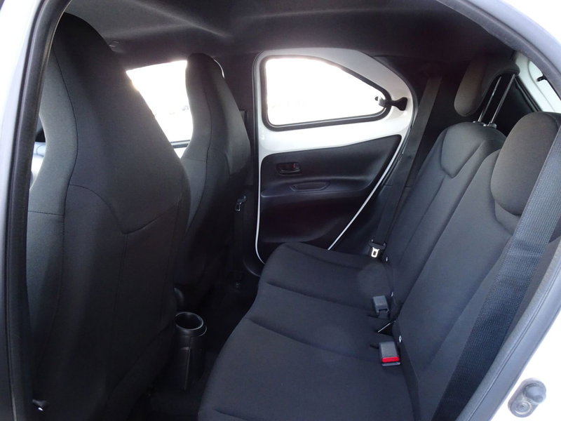 Toyota Aygo X usata a Belluno (10)