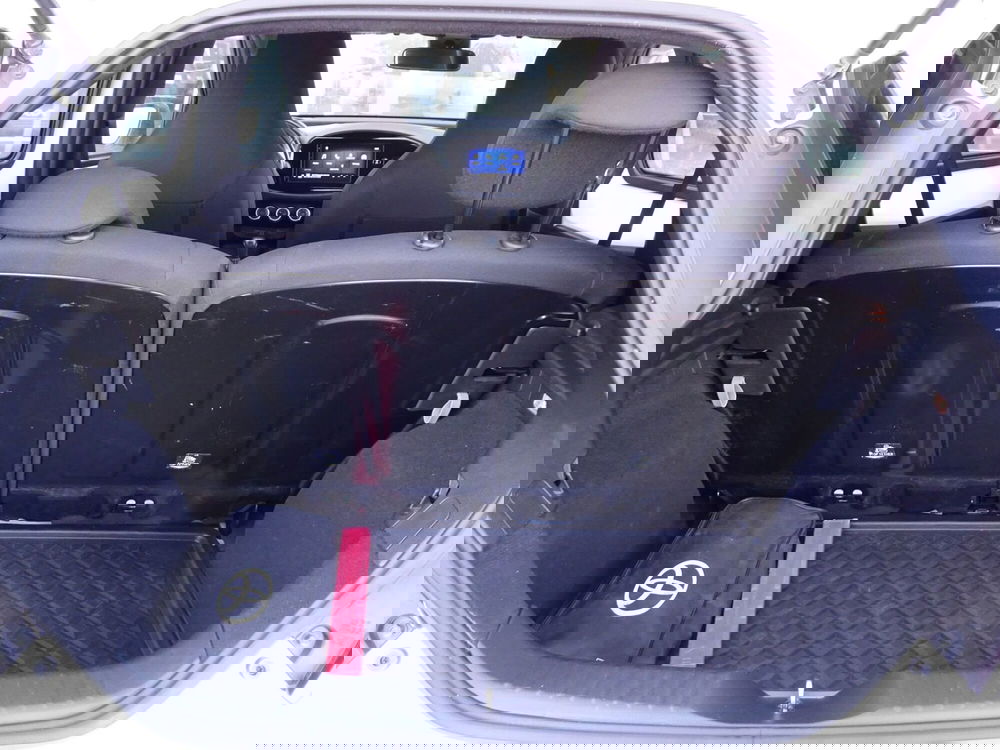 Toyota Aygo X usata a Belluno (20)