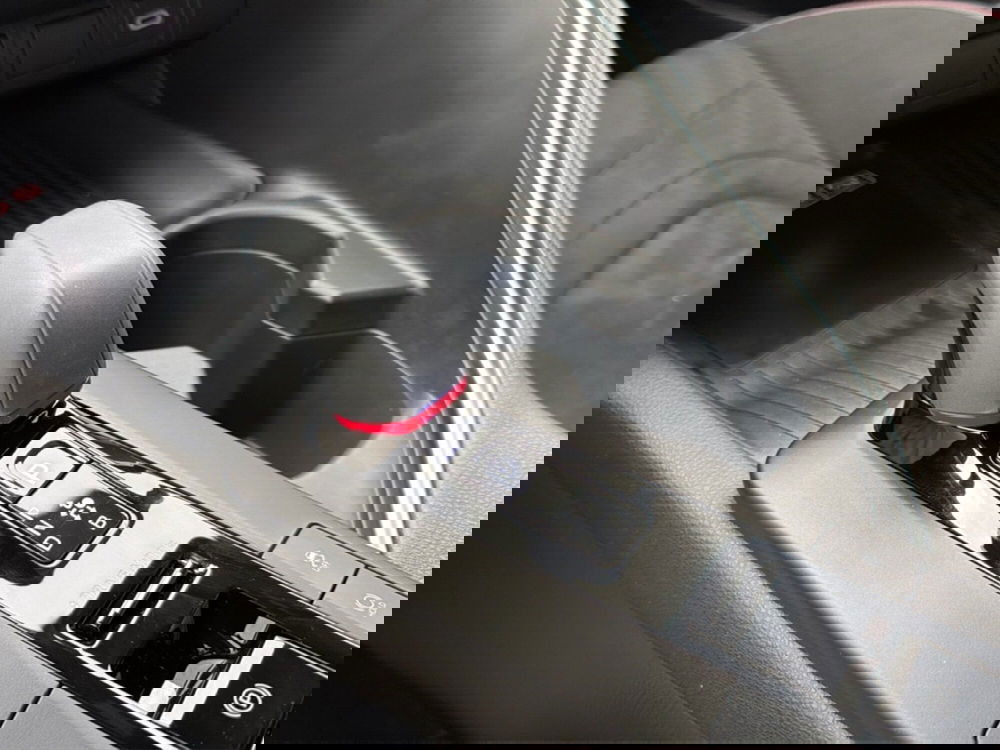 Toyota Toyota C-HR usata a Siracusa (11)