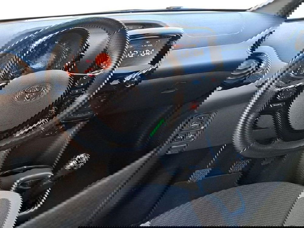 Toyota Aygo X usata a Cagliari (11)