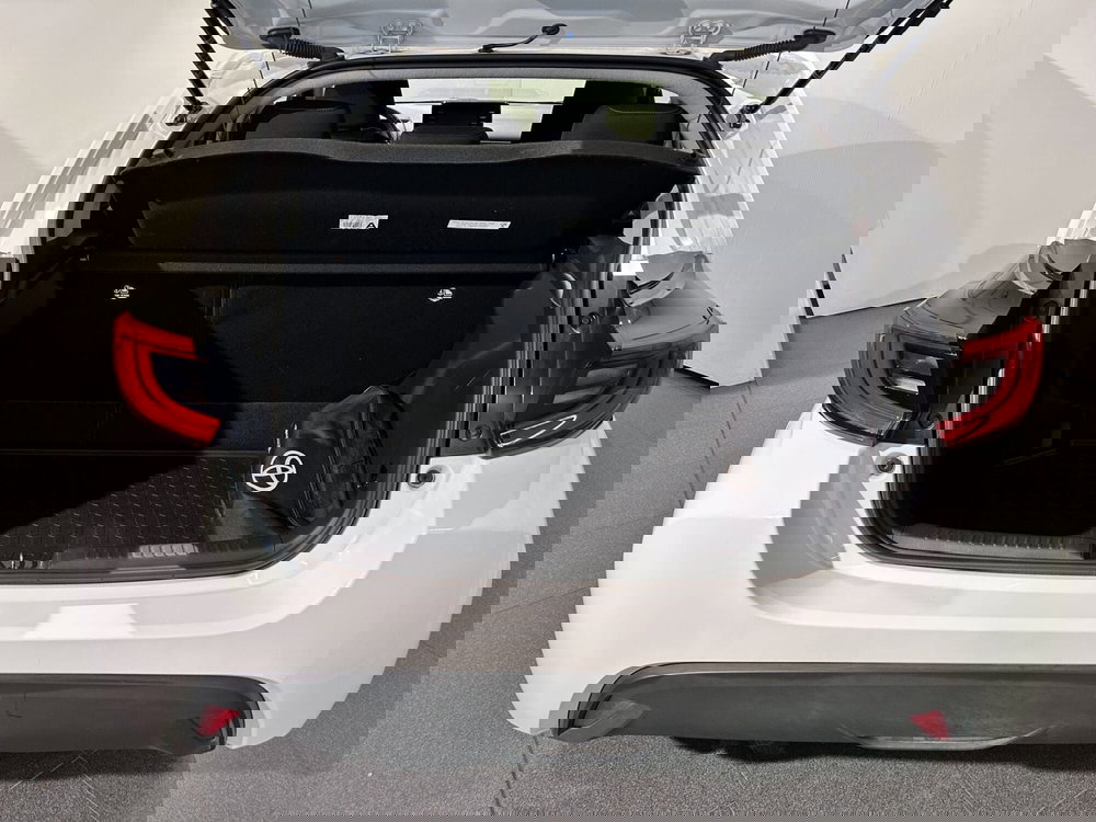 Toyota Yaris usata a Milano (11)