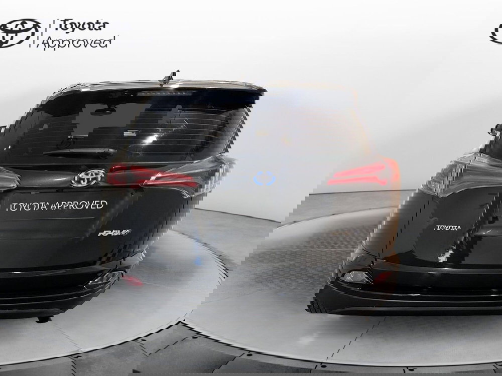 Toyota Rav4 usata a Milano (4)