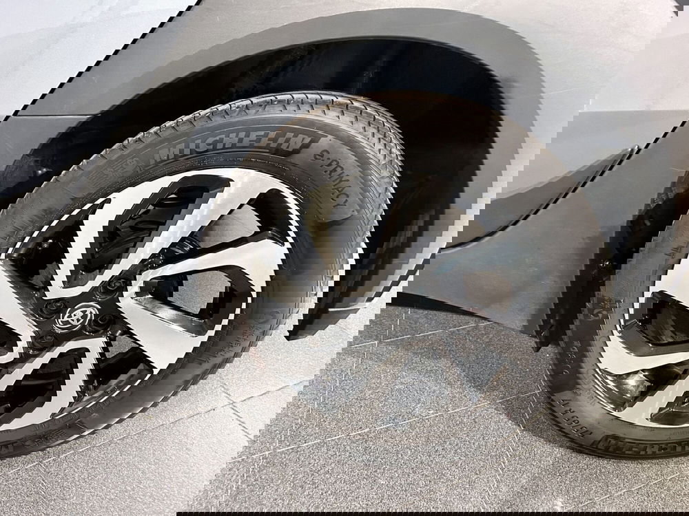 Toyota Aygo X usata a Milano (15)