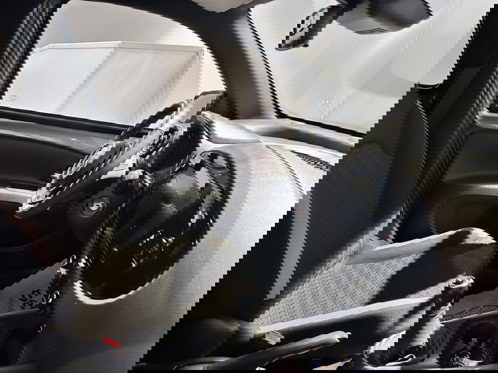 Toyota Aygo X usata a Milano (7)