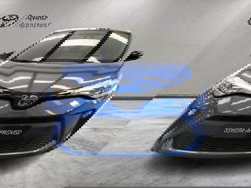 Toyota Toyota C-HR usata a Roma (12)