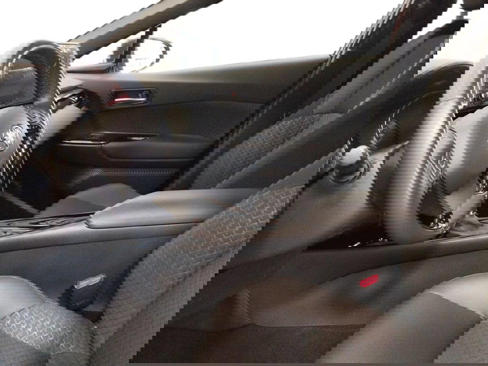 Toyota Toyota C-HR usata a Roma (6)
