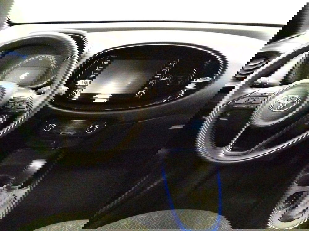 Toyota Aygo X usata a Roma (6)