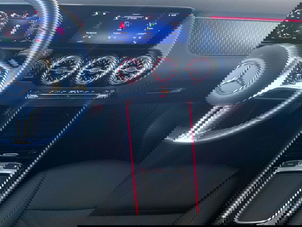 Mercedes-Benz GLA SUV usata a Bergamo (14)