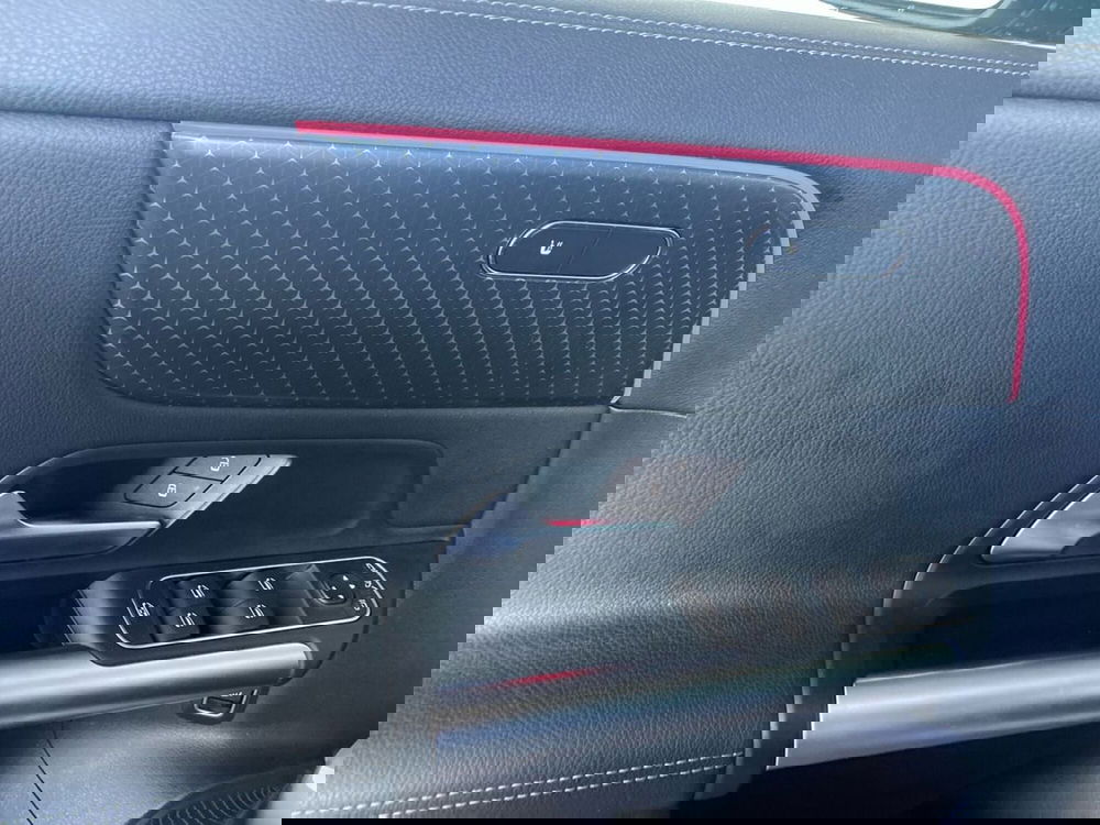 Mercedes-Benz GLA SUV usata a Bergamo (18)