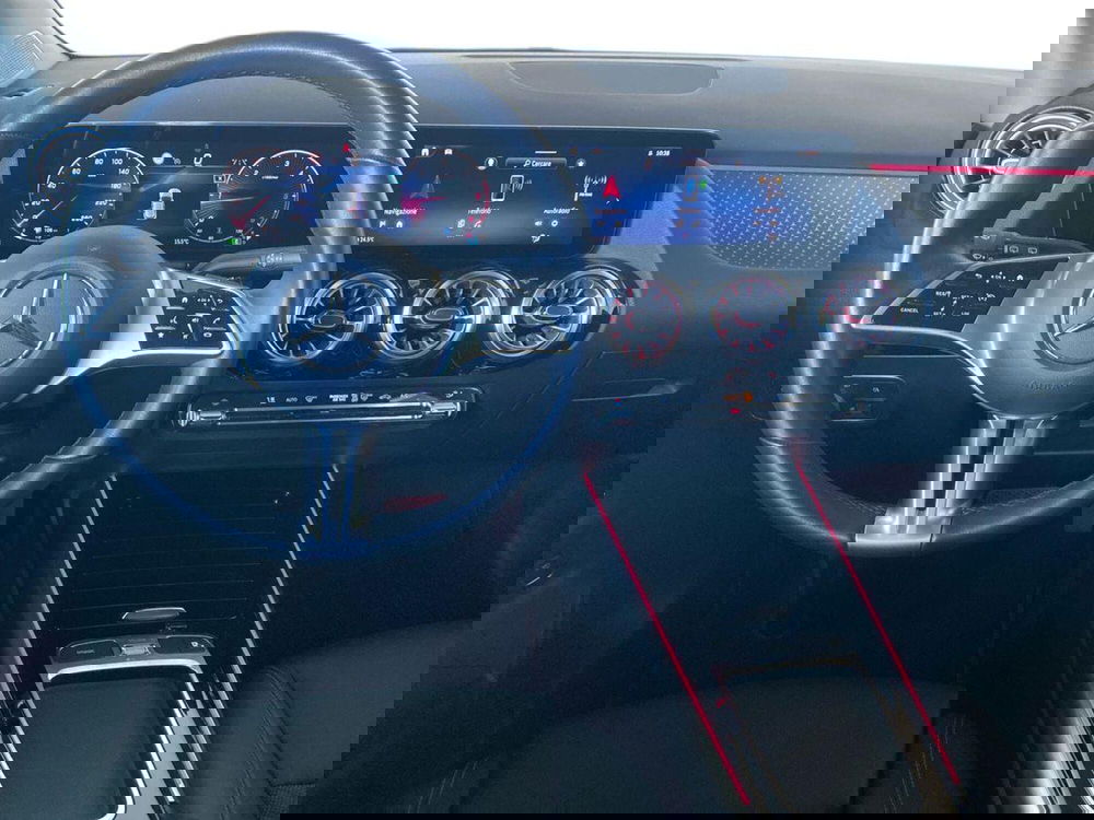 Mercedes-Benz GLA SUV usata a Bergamo (9)