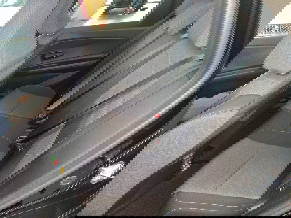 Renault Renault 5 nuova a Bologna (14)