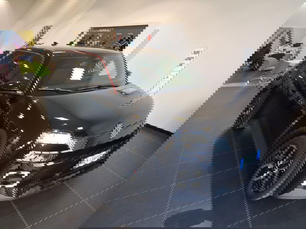 Renault Renault 5 nuova a Bologna (8)