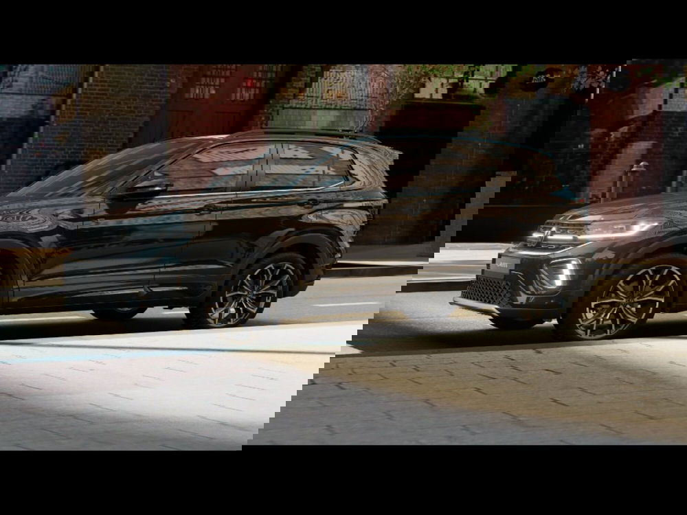 Volkswagen T-Cross nuova a Livorno (2)