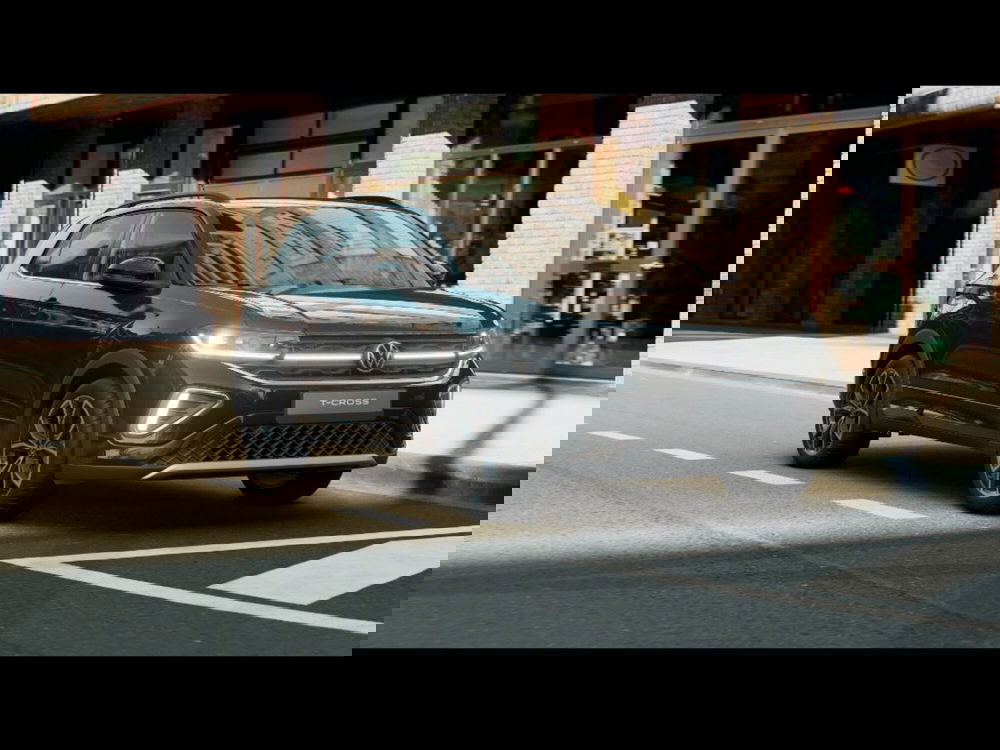 Volkswagen T-Cross nuova a Livorno (4)