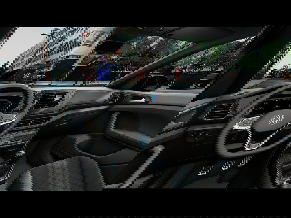 Volkswagen T-Cross nuova a Livorno (6)