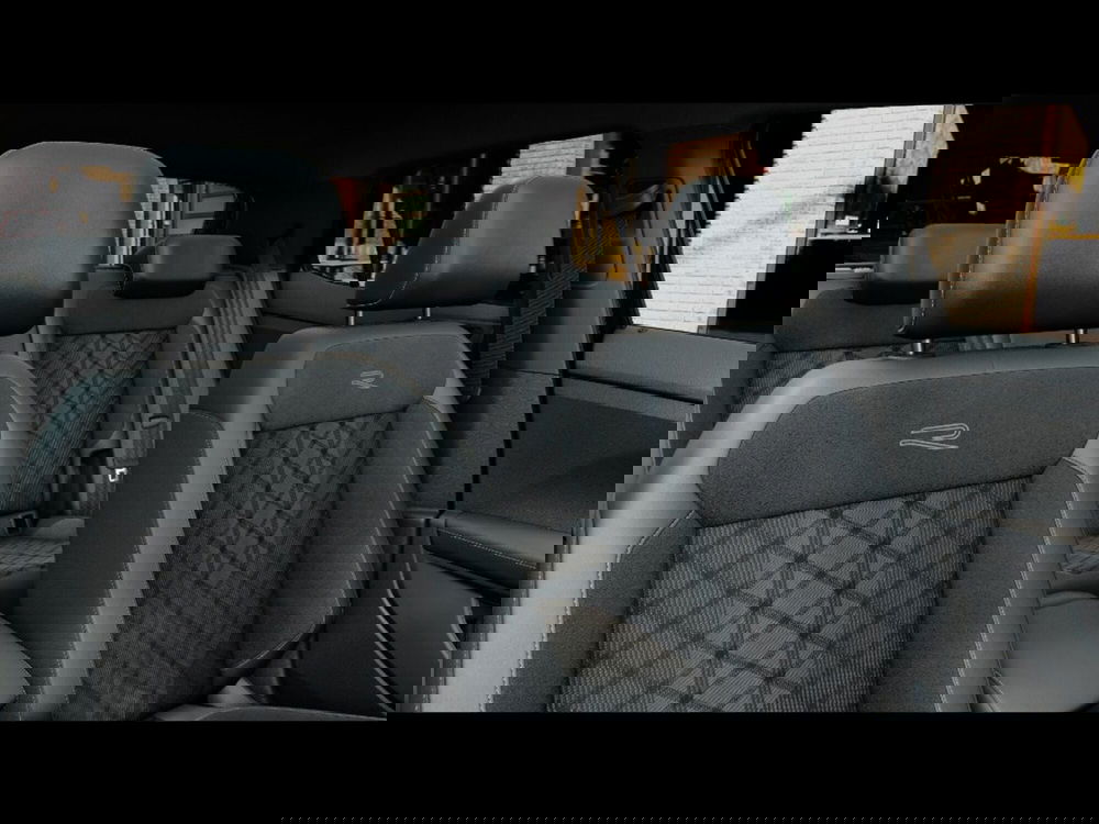 Volkswagen T-Cross nuova a Livorno (8)