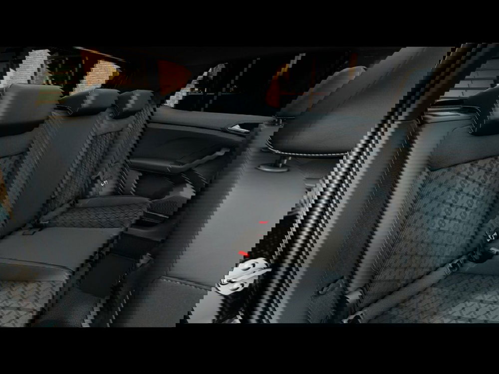 Volkswagen T-Cross nuova a Livorno (9)