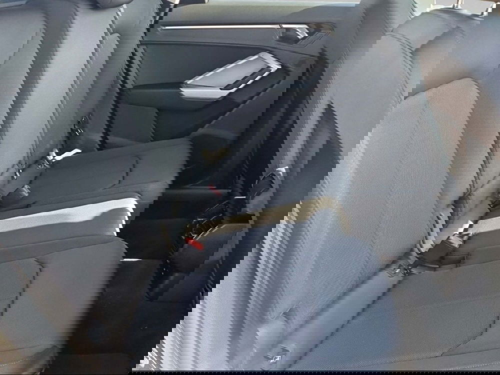 Audi Q3 Sportback usata a Livorno (12)