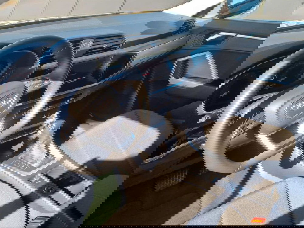 Audi Q3 Sportback usata a Livorno (14)