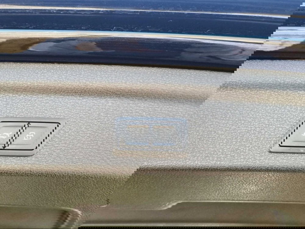 Audi Q3 Sportback usata a Livorno (7)