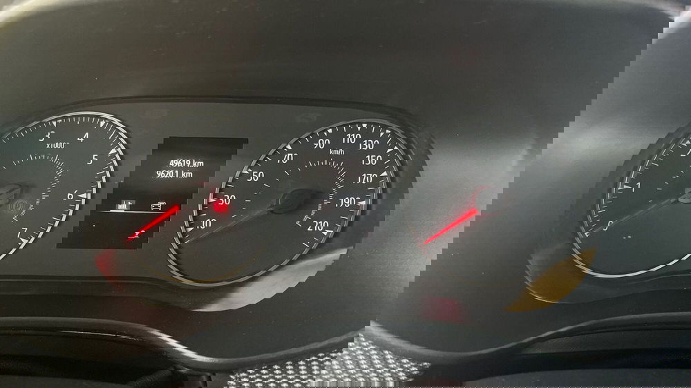 Dacia Sandero usata a Catania (11)