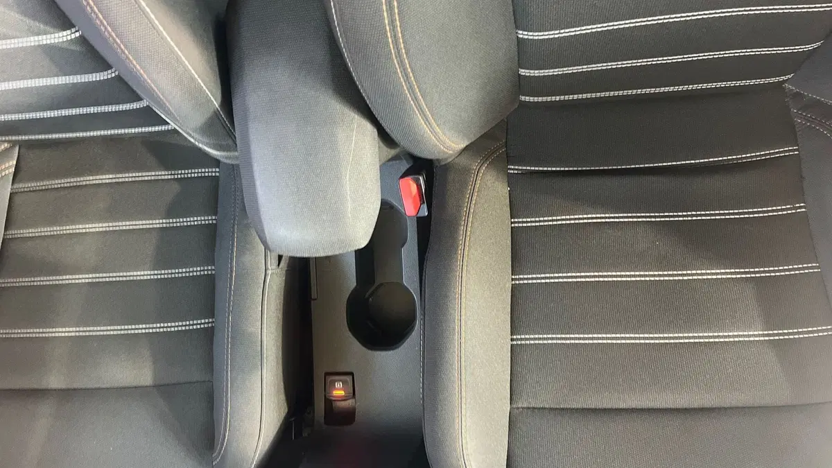 Dacia Sandero usata a Catania (19)