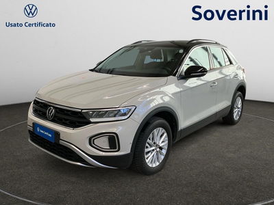 Volkswagen T-Roc 1.0 TSI Life del 2022 usata a Bologna