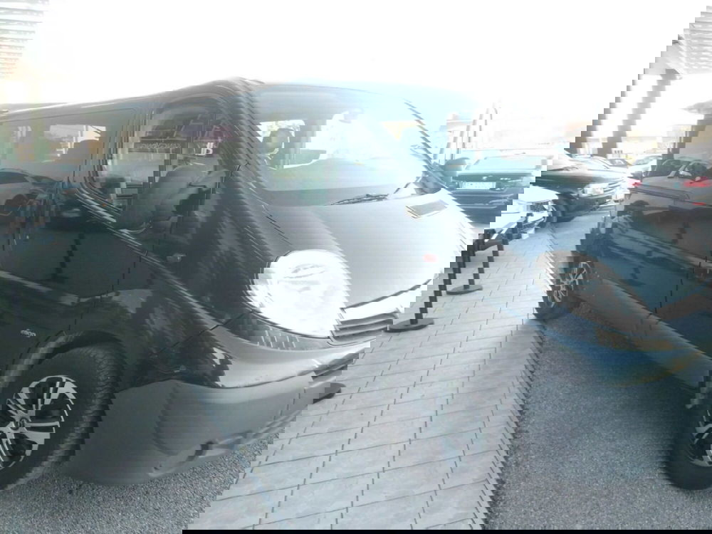 Opel Vivaro Furgone usata a Pordenone (11)