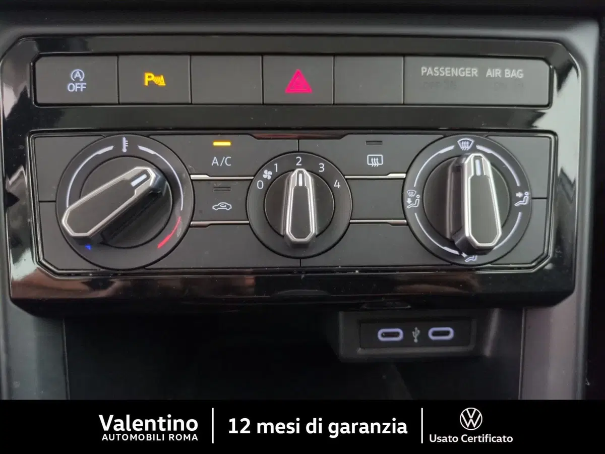 Volkswagen T-Cross usata a Roma (18)