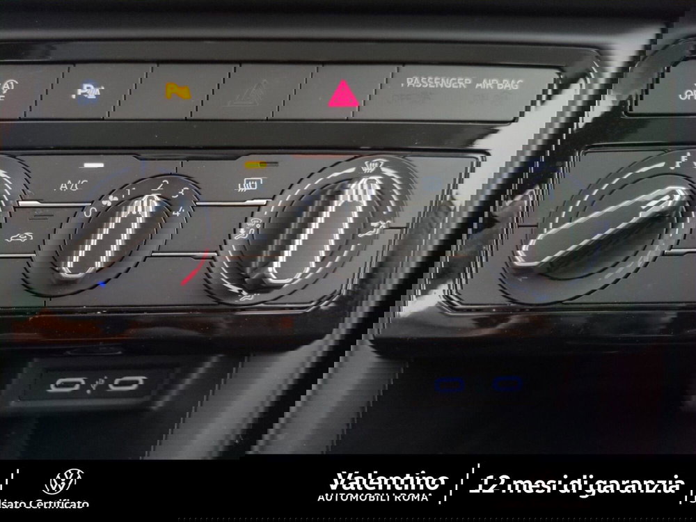 Volkswagen T-Cross usata a Roma (18)